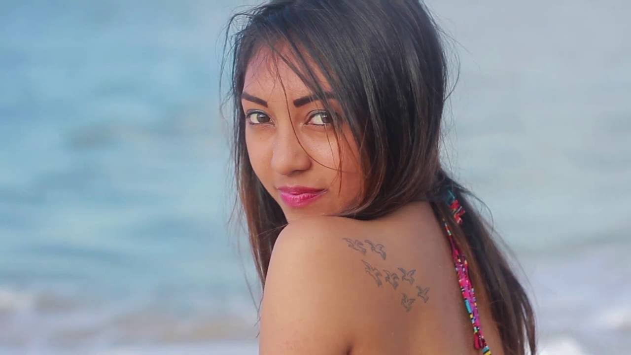 TsiambaraRoa   - Arione Joy ©2M16 (Official clip)
