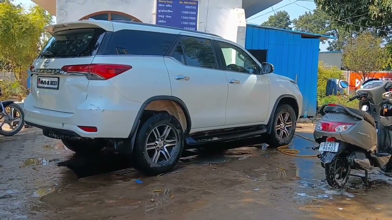 Car Detailing clean wash 🚿.Toyota Fortuner✨️
