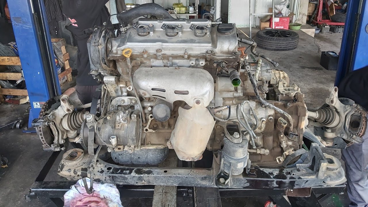Toyota Camry V6/3.0 đại tu máy, hộp số, gầm P1 - gara Cường Nguyễn