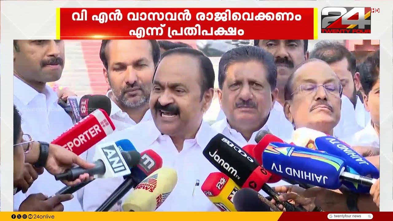 'മന്ത്രിമാർക്ക് സമനില തെറ്റി, സഭ അടിച്ചു തകർത്തവരിൽ നിന്ന് ജനാധിപത്യത്തിന്റെ ക്ലാസ് വേണ്ട'