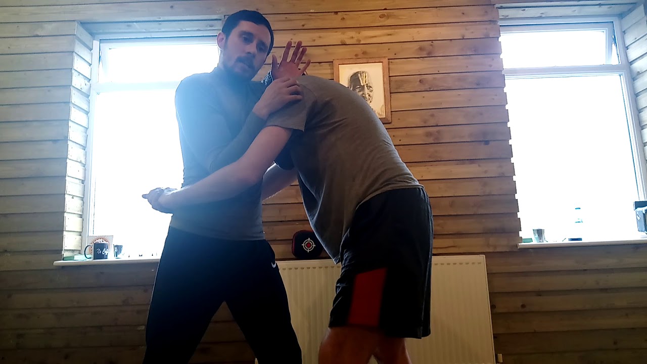 Anti-Grappling Using the 'Fending' Position | PART 1