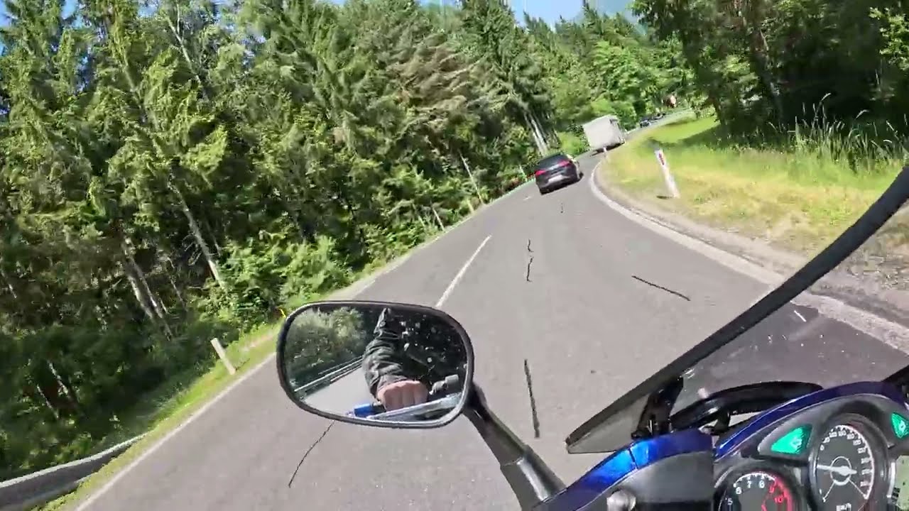Mit dem Motorrad &uuml;ber dem - Kreuzberg von Wei&szlig;briach nach Waisach