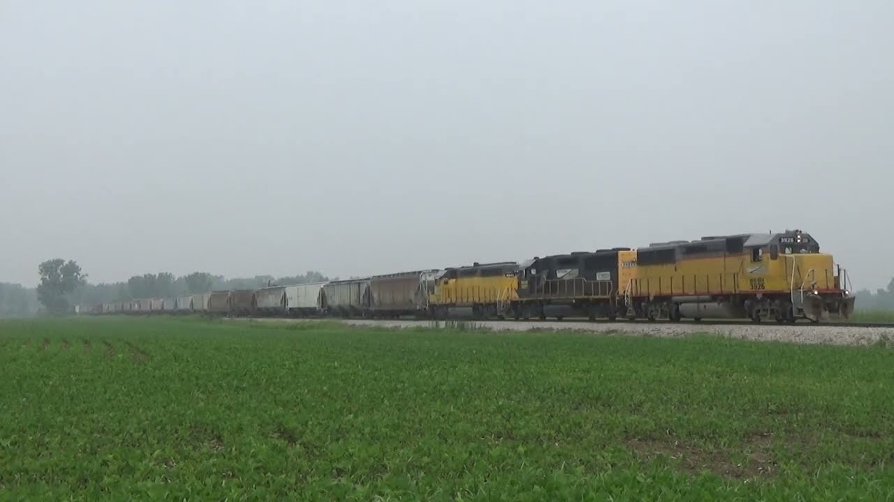 AARR RS102 with a long train and 3 units in York Township, MI