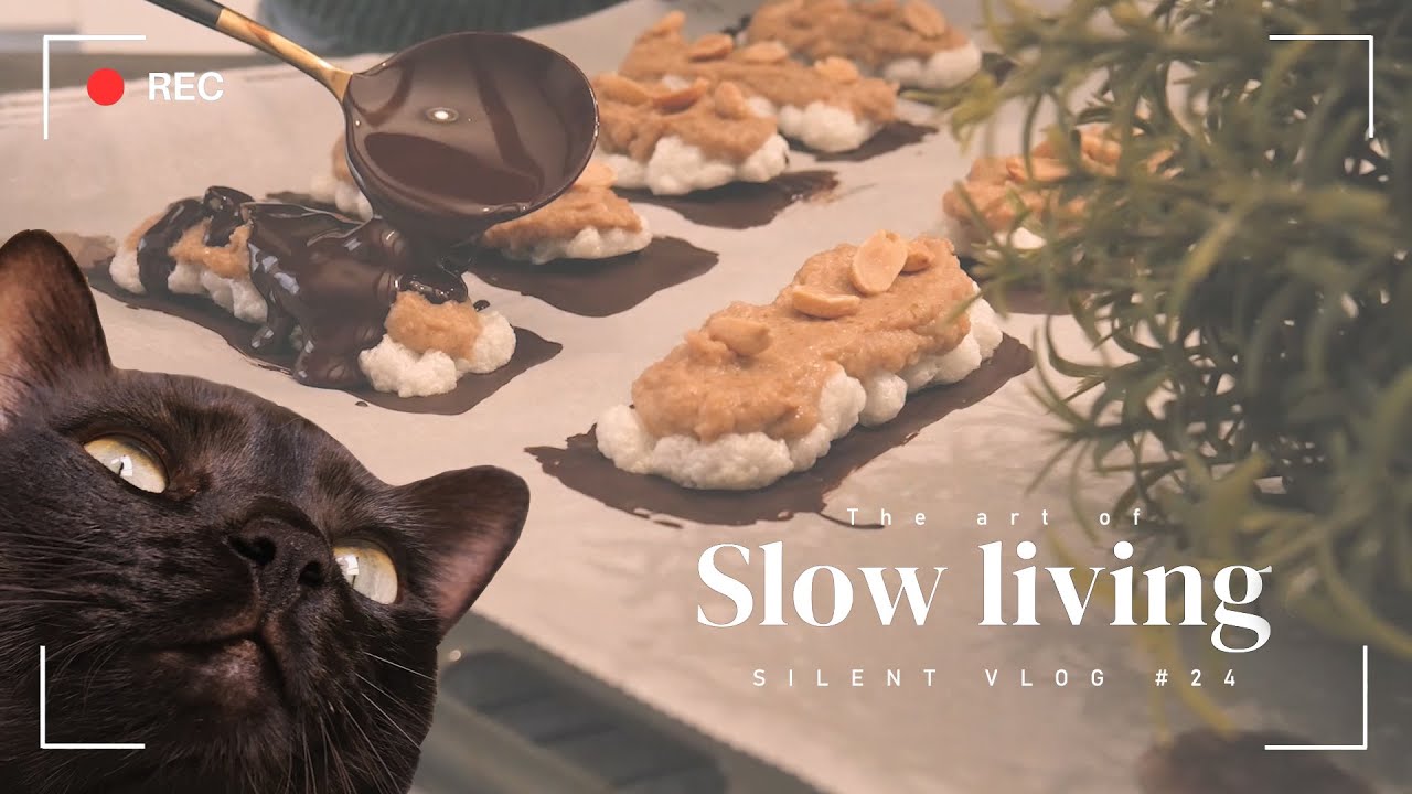 A slow afternoon making homemade Snickers 🍫 (quality checked by my cat 😼 🐾) | Silent vlog