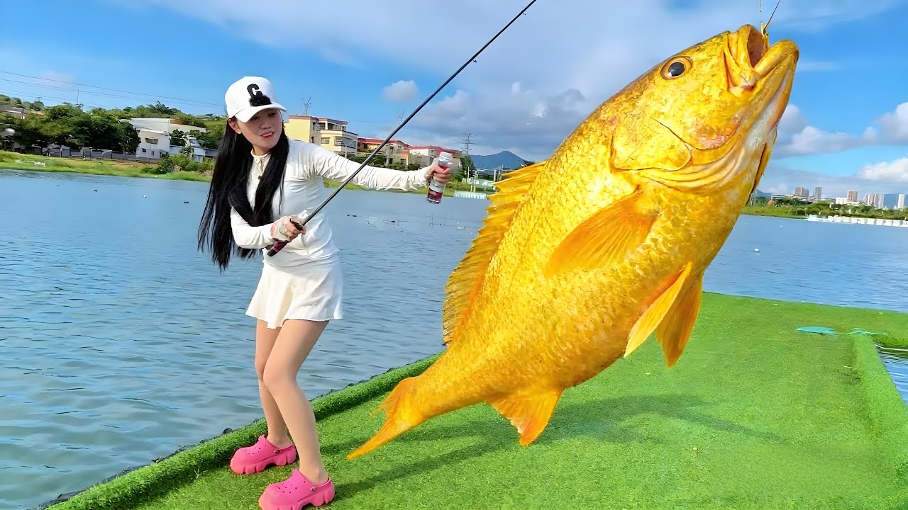 為三個「小孩哥」守護百斤大魚夢，美女姐姐舉動暖心——童年的快樂，本來就如此純粹【女钓友微微】