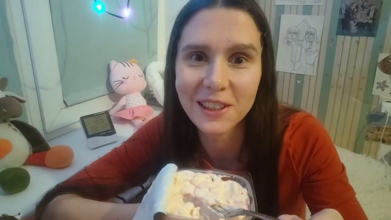 Фуд влог! КУШАЕМ БУРЖУЙСКИЙ САЛАТ 🍤Креветка и ананас🍍