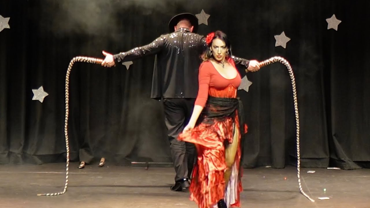 Whip Act THE LEGEND OF ZORRO by Duo RuizMagic