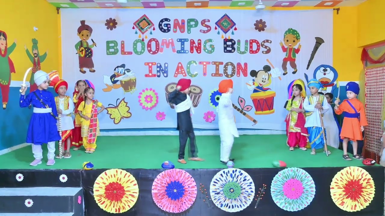 Modeling by Class - LKG #modeling #bassian #schoollife #gnps_bassian