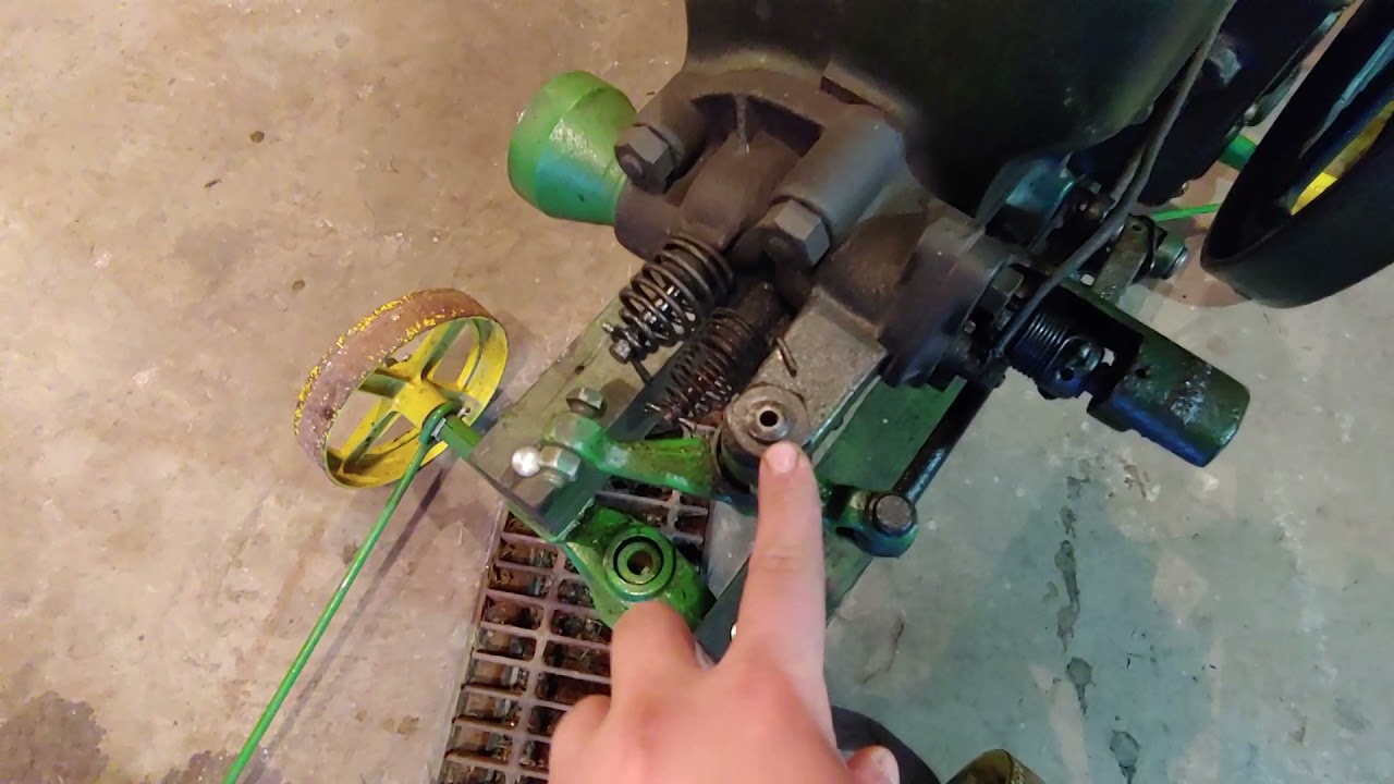 How to start- John Deere hit and miss engine