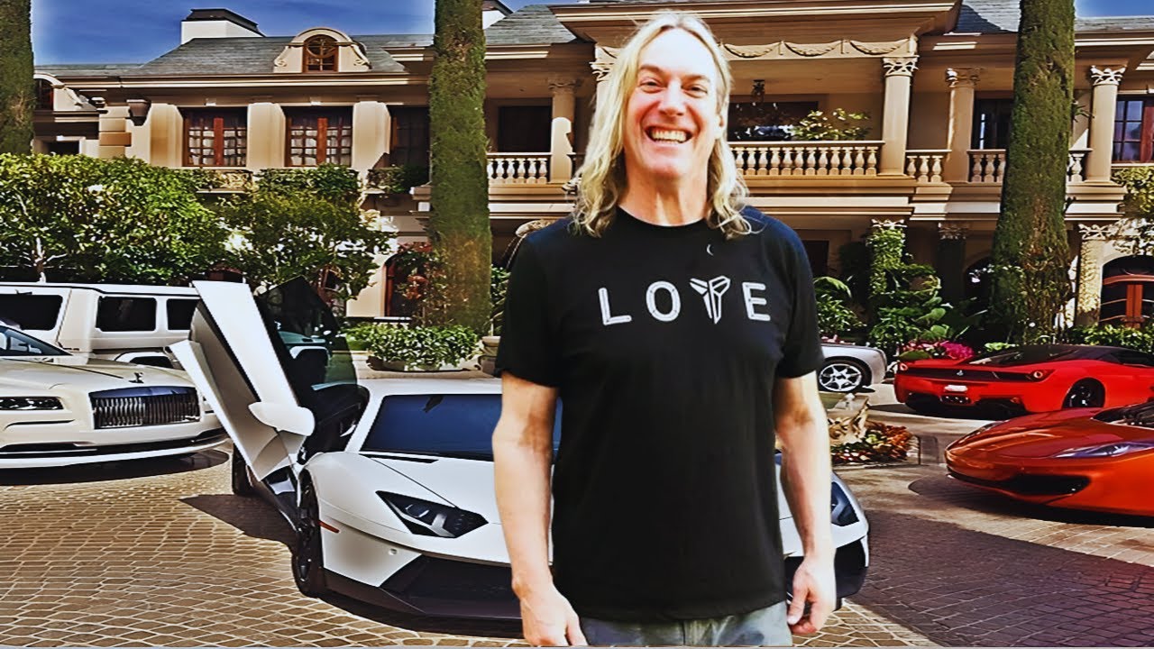 Inside Danny Carey’s Life ★ Lifestyle 2025 | Net Worth, Wife, Passions & Tool Legacy