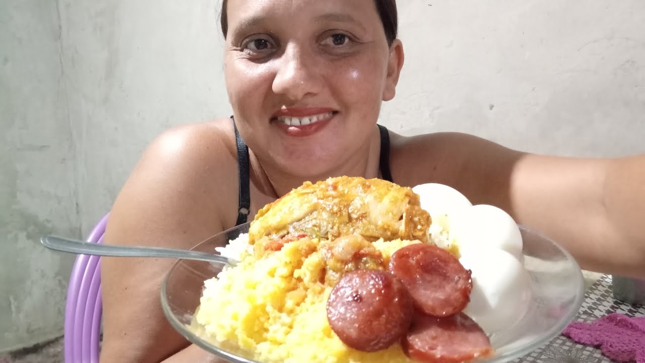 Como foi minha janta hoje,mukbang, Frango ao molho, ovos cozido, cuscuz, arroz e linguiça delícia...