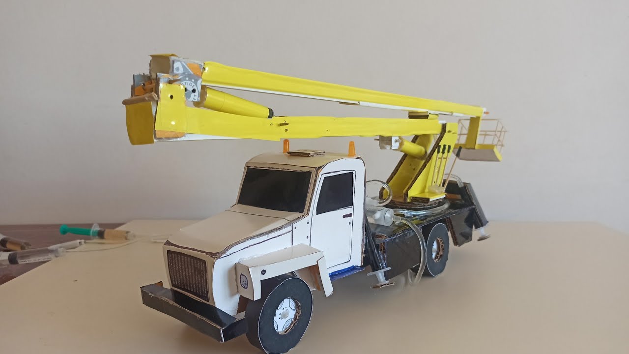How To Make Crane From Cardboard.(Авто-вышка)