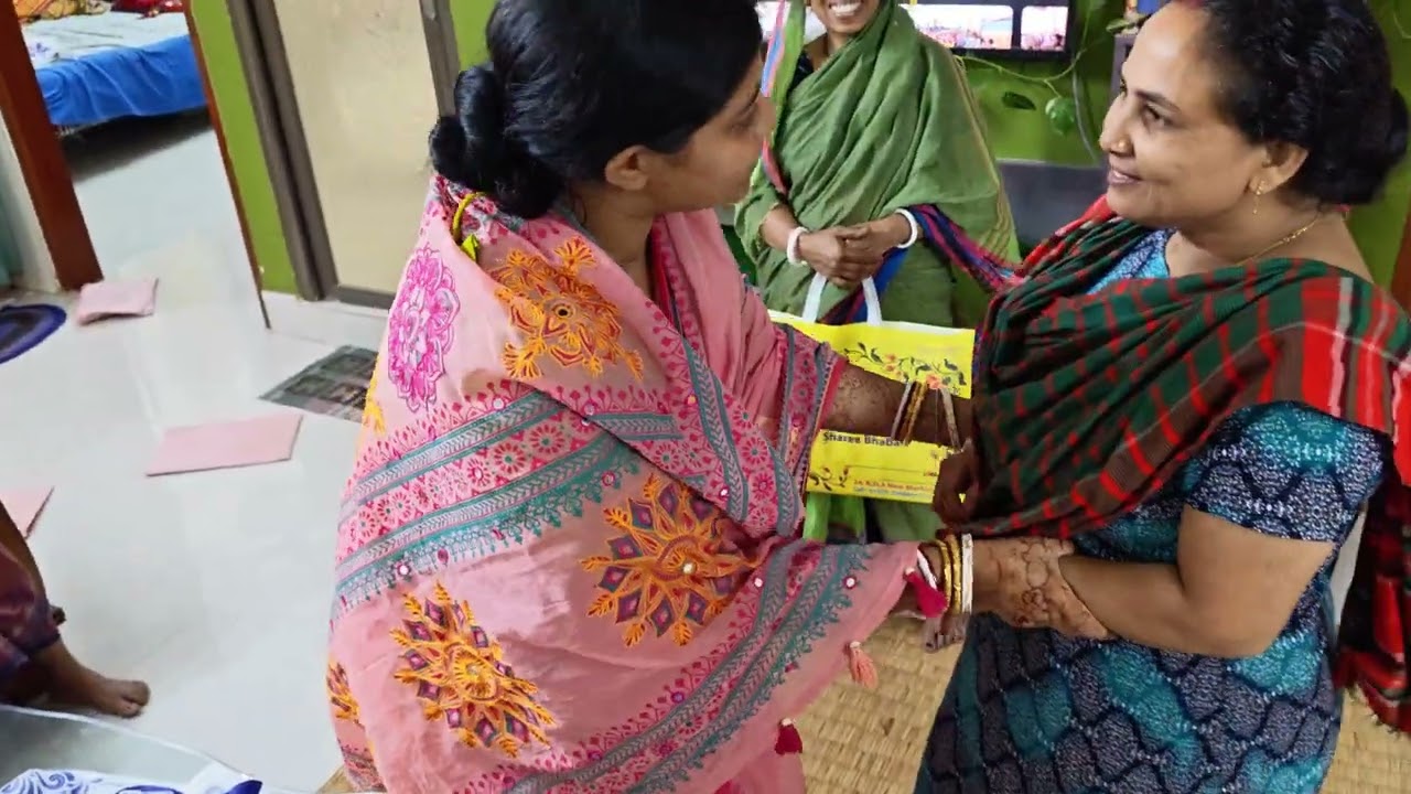 প্রনামী শাড়ী