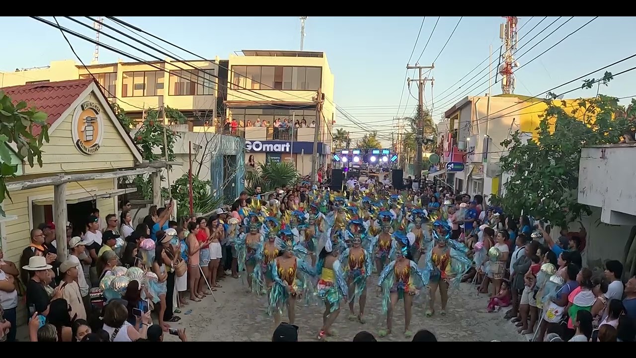 carnaval de holbox 2025 coralinas