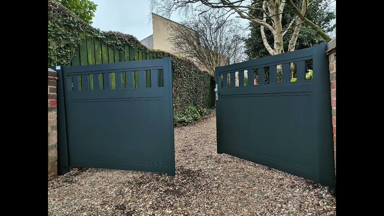 Aluminium Double Gate📞 07437485527      WhatsApp 📍 Driffield East Riding of Yorkshire 