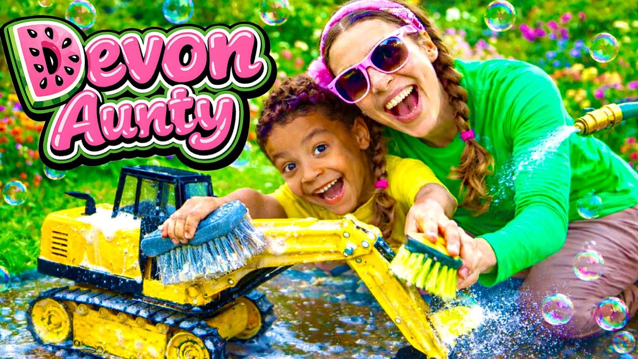 Excavator Truck Car Wash With Tools 🚧🧼 | Devon Aunty & Little Helper Clean Construction Vehicles