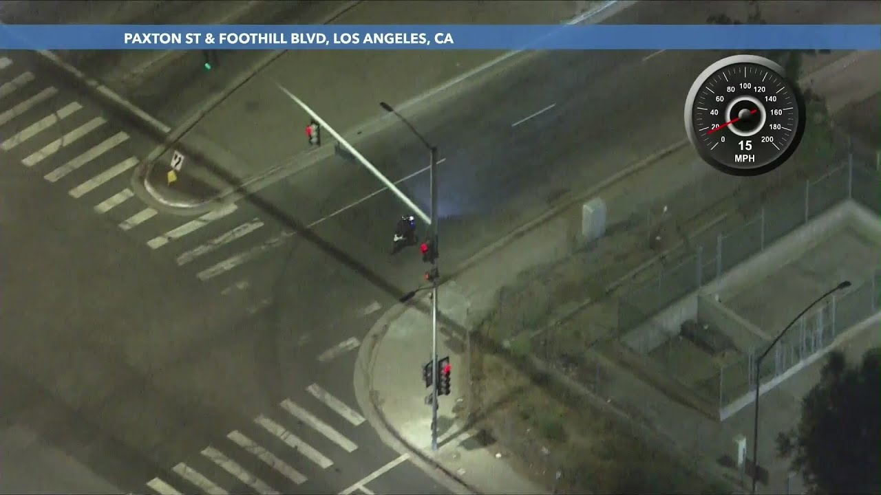 Officers pursue fleeing dirt bike rider