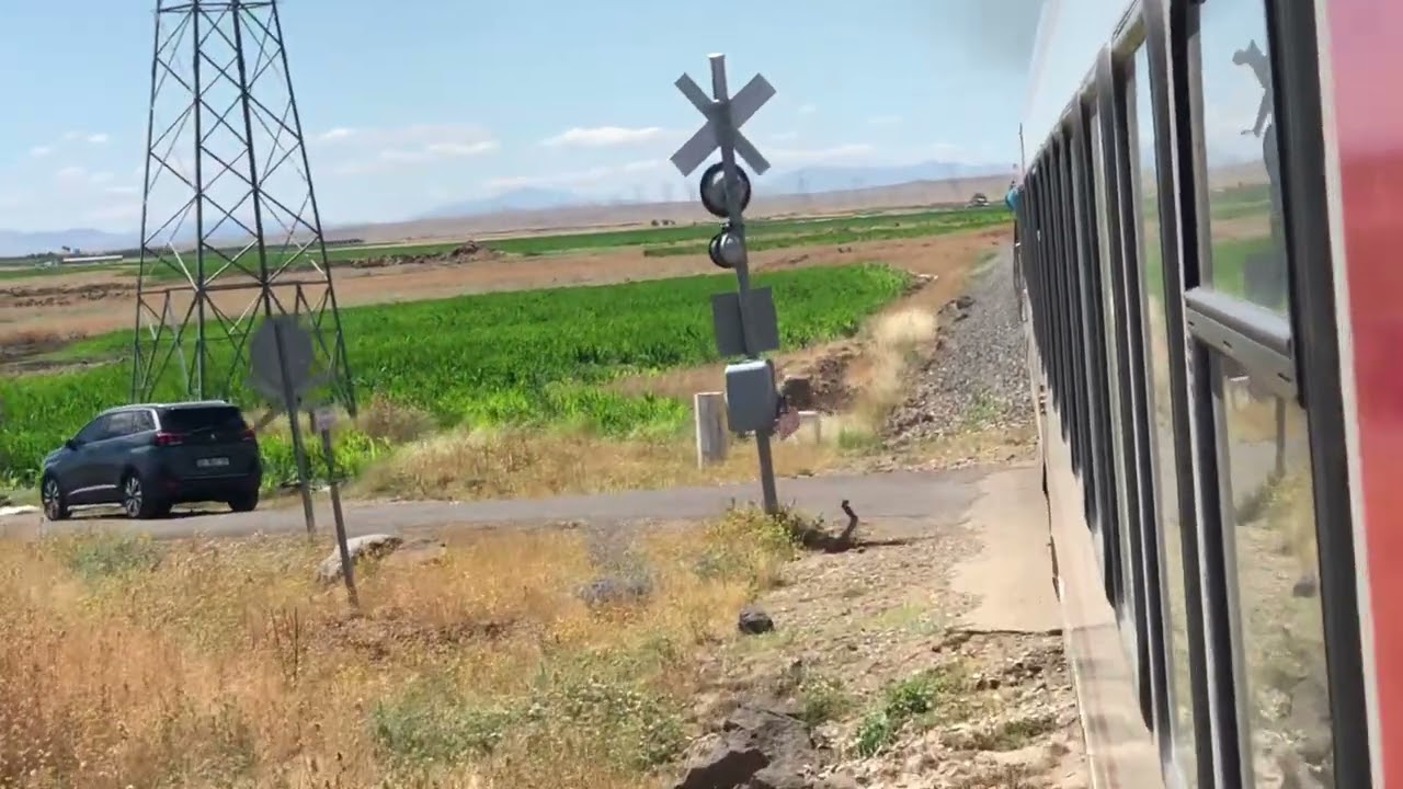 TCDD DE 22021 Güney Kurtalan Ekspresi Salat-Çöltepe Mevkii