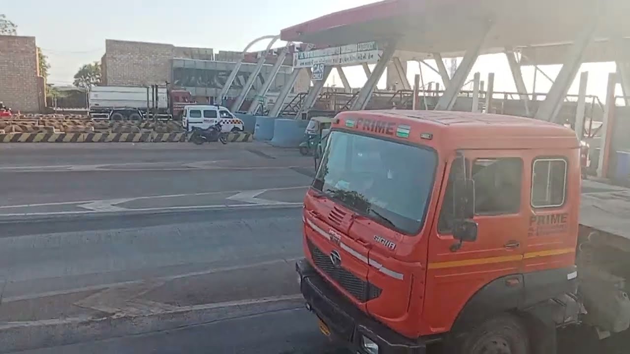 Dhrol ke baad ka tol naka l