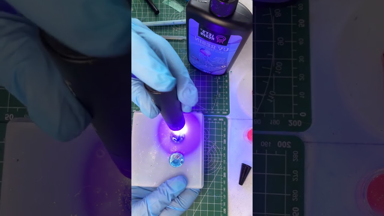 Your Very First UV Resin Project