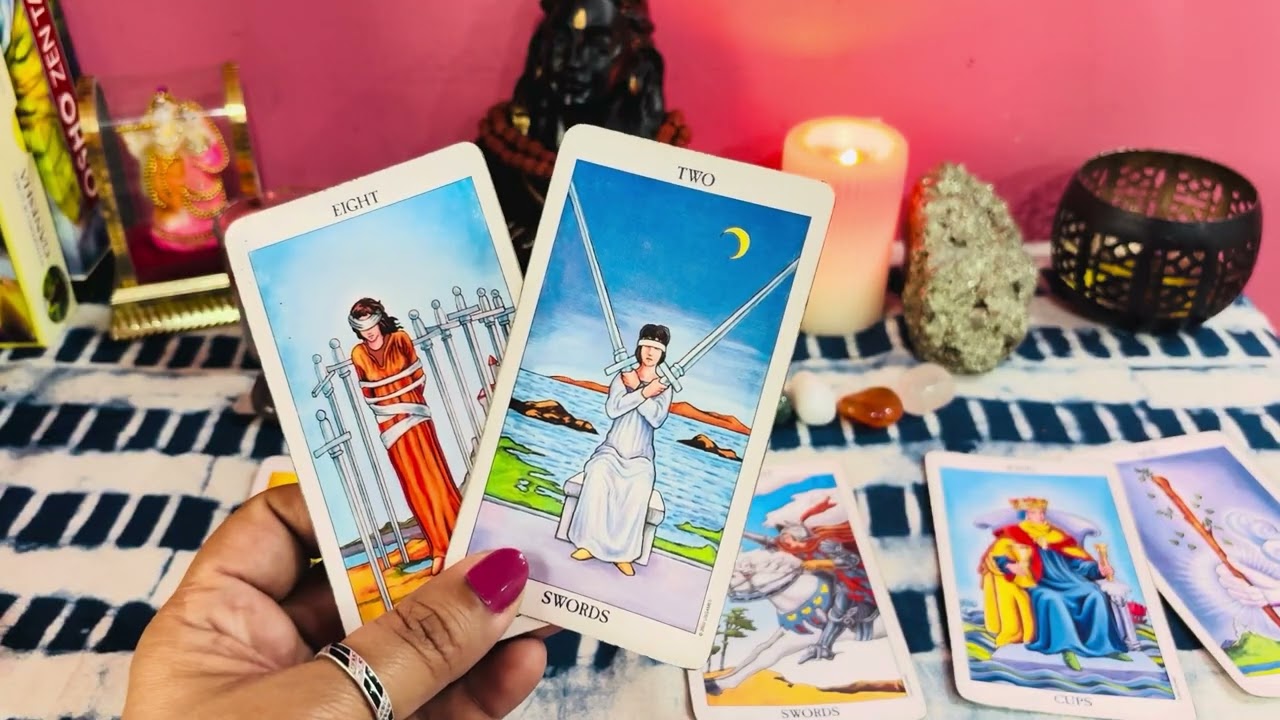 PAST PRESENT AND FUTURE OF YOUR RELATIONSHIP #hinditarotreading #viralvideo #soulmate #onlinetarot 
