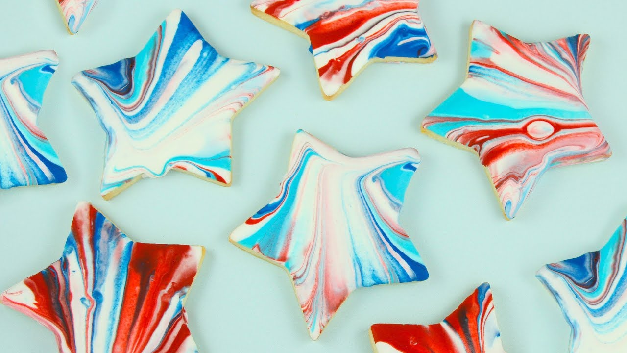 How to Marble Royal Icing on Sugar Cookies