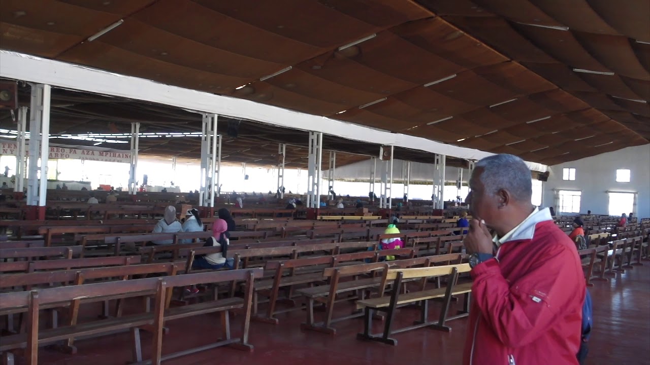 MADAGASCAR, Jesosy Mamonjy, megachurch malgache (juillet 2019)