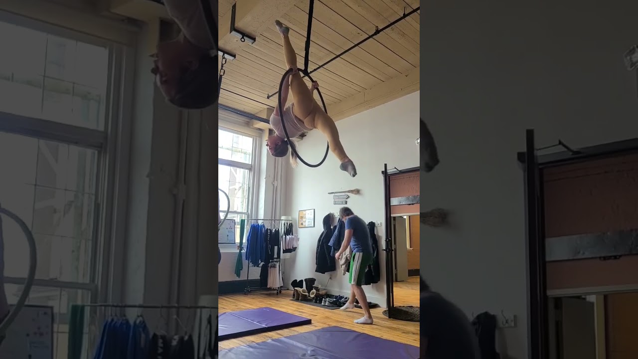 aerial lyra hoop sequence - prow to splits to scarab #shorts