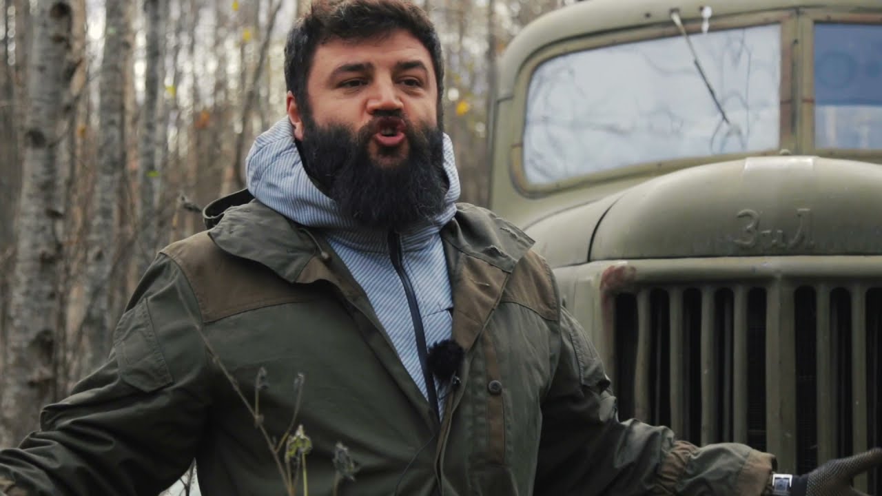 На ЗиЛ-157 из леса эвакуируем машины Брошенные солдатами в 1942