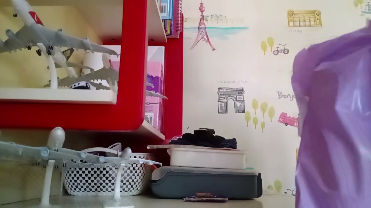 Unboxing Airplane Part:1