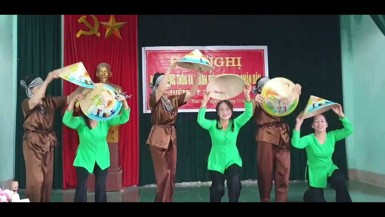 Múa Hai Quê-văn Nghệ Mừng Ngày Đai đoàn kết toàn Dân Tộc Thôn Trúc Văn