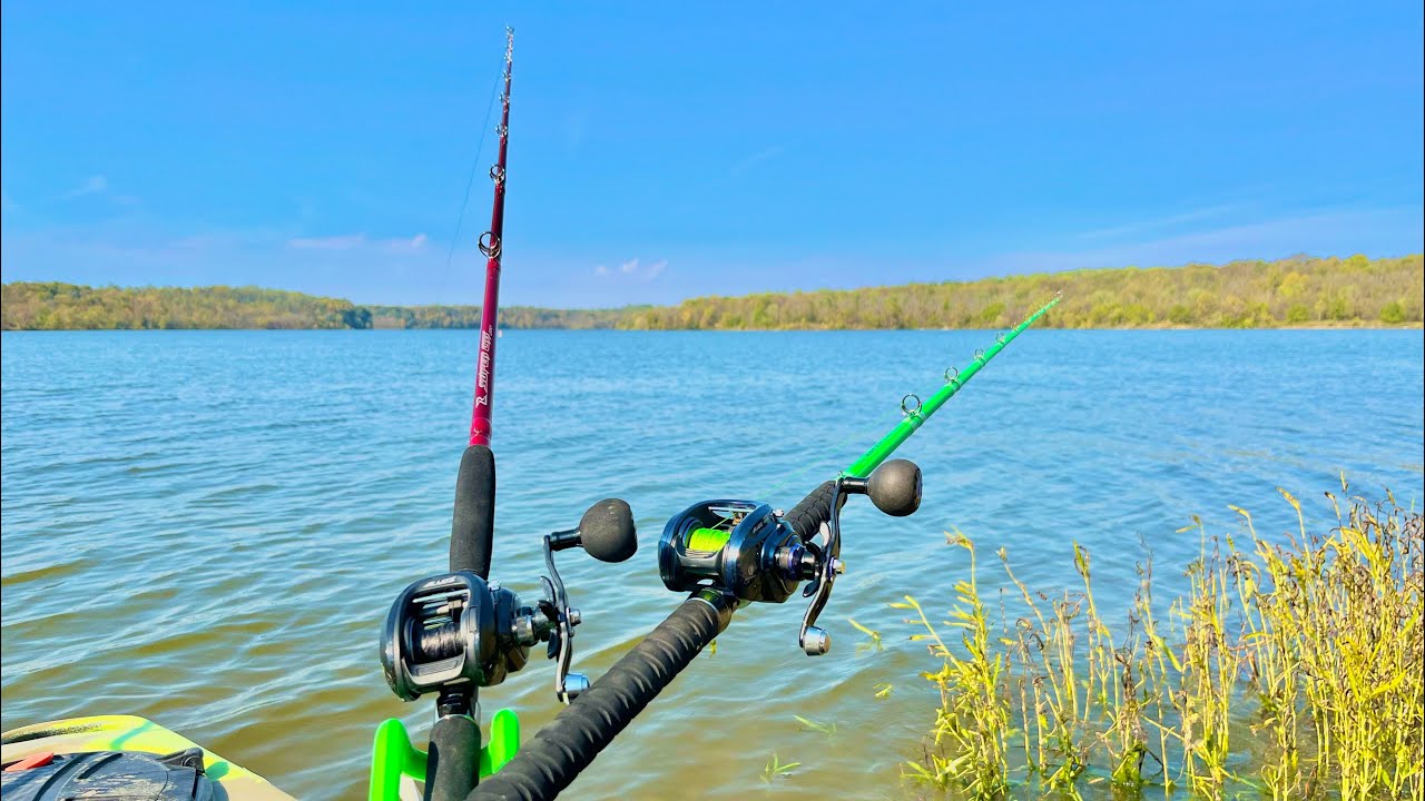 Простой день ловли РЫБЫ с БЕРЕГА!! (Осенняя рыбалка)