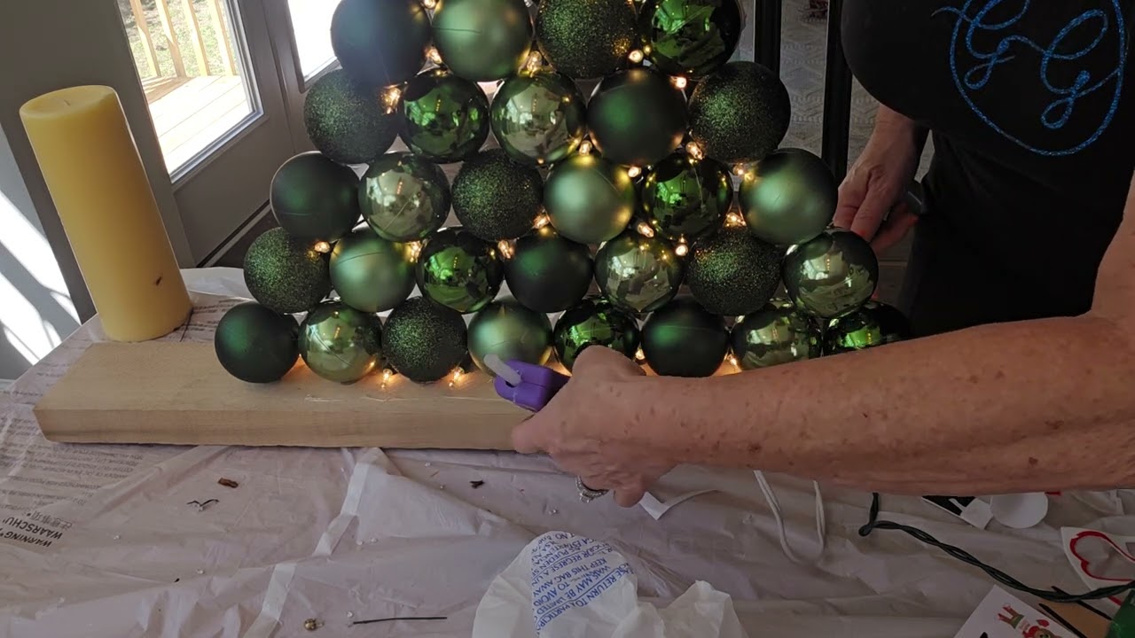 Christmas ball tree part 2