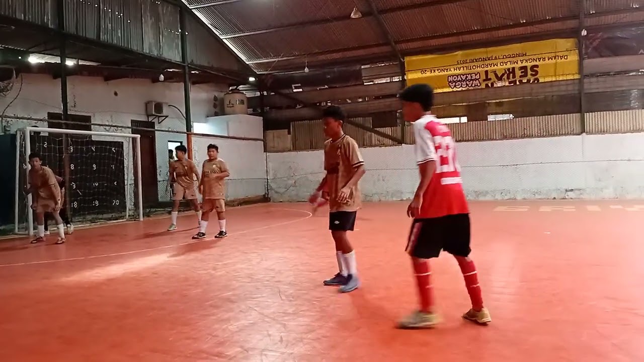Pertandingan futsal SMPN 239 pada tgl.17 februari 2026 di babak ke-3