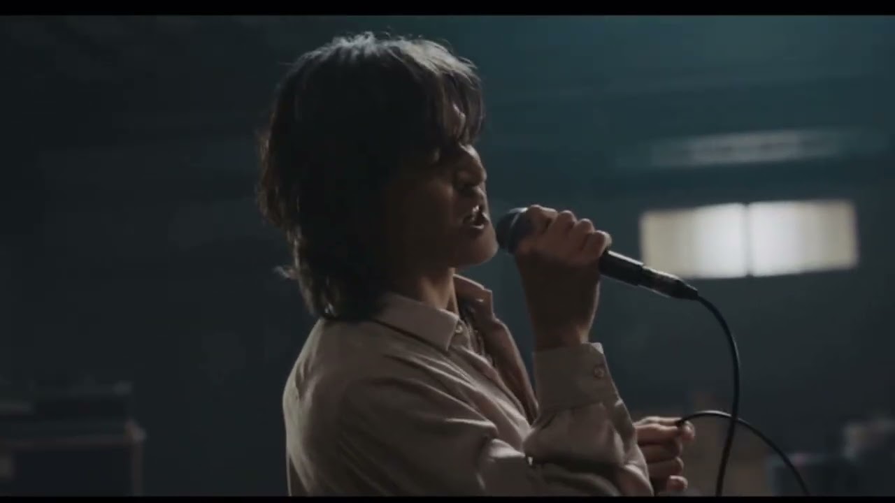 アサヒビール　アサヒスーパードライ 『熱い渇きに。B'z篇』最新 CM  ＢＺ出演。