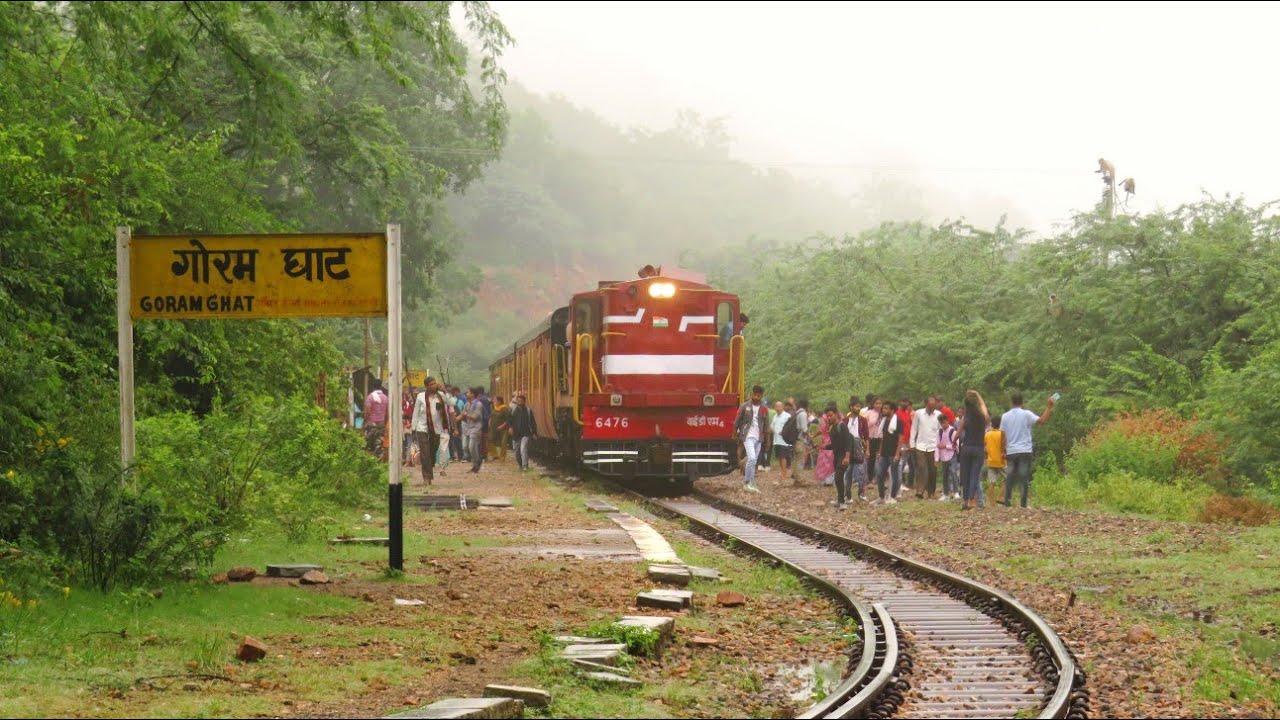 Mavli Marwar Meter Gauge Departing from Goram Ghat Hill Station