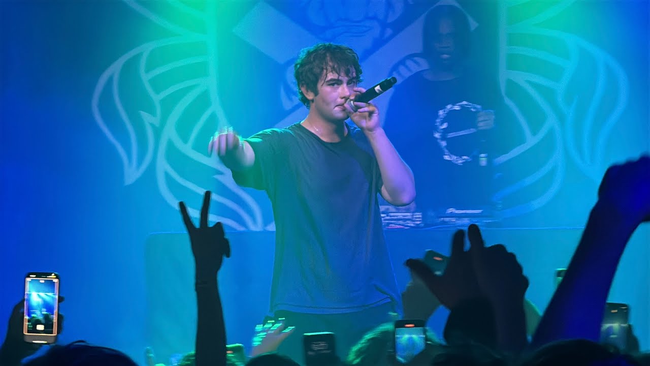 IAN TOUR DETROIT