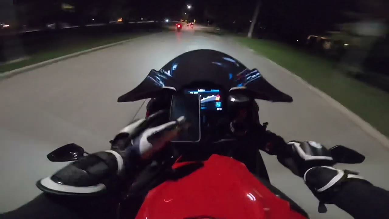 I Ride A 2020 BMW S1000RR/night rides