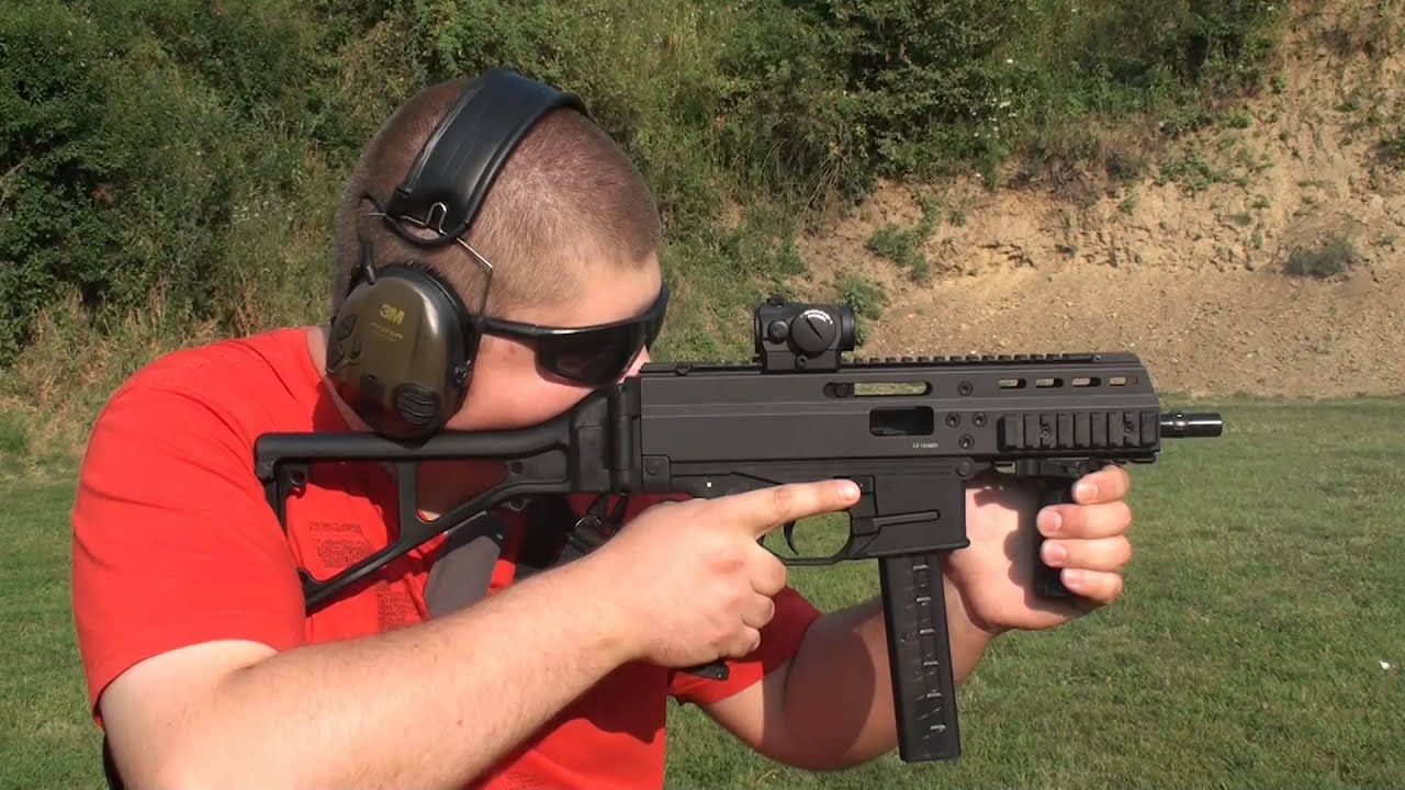 Br&uuml;gger & Thomet APC9 Shooting Submachine Gun - G's HD Gun Show