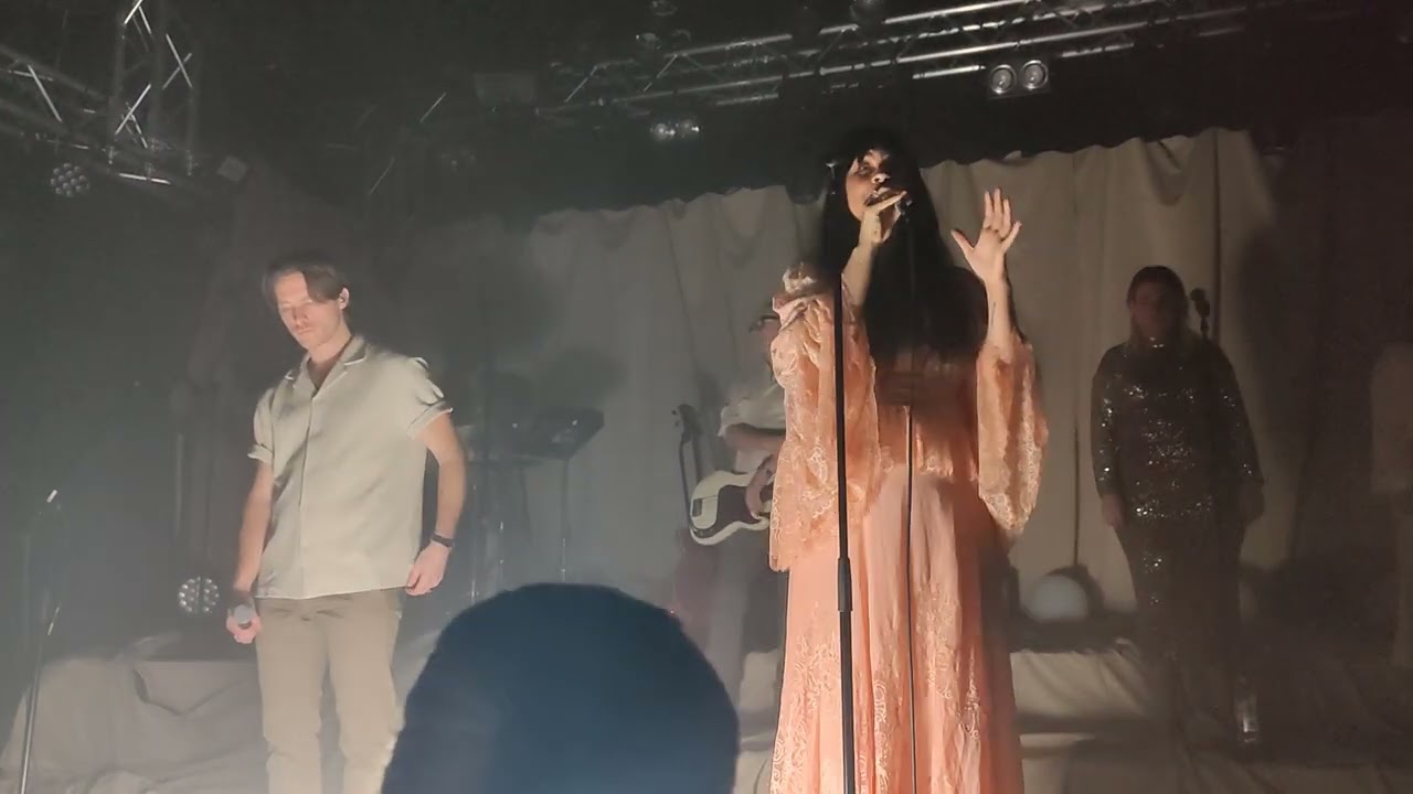 HABITS, Maria Mena, Terminalen, Ålesund 6.des 2024