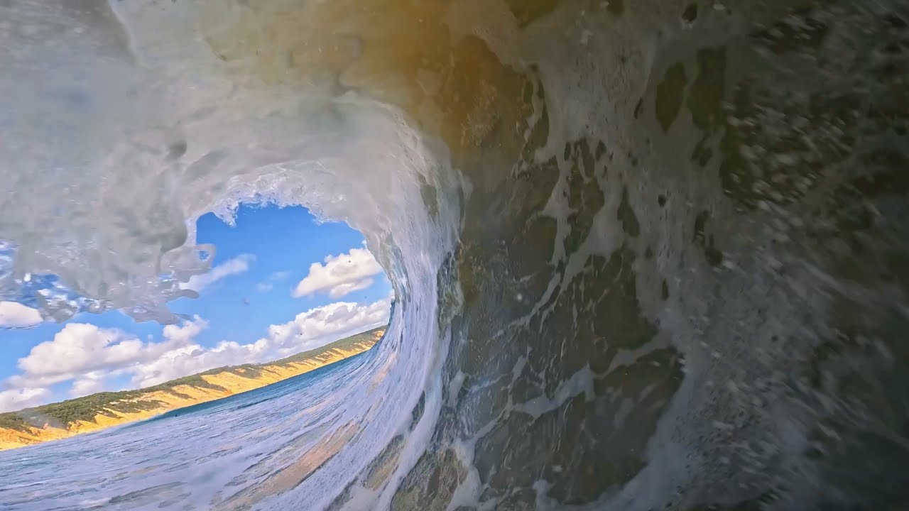 Surfing Clean Rights at Double Island Point ( Empty Line Up and Lots of Close outs)