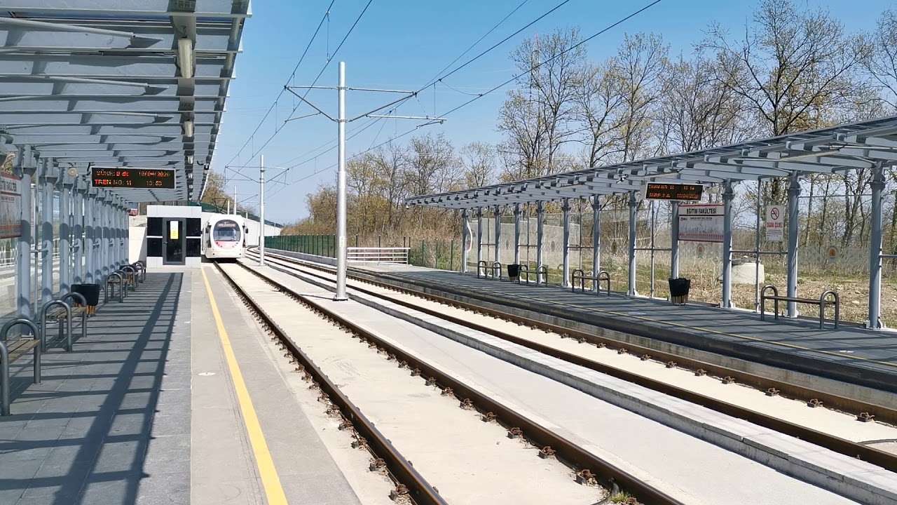 OMÜ Kampüsünde Tramvay Hiç Bu Kadar Boş Olmamıştı