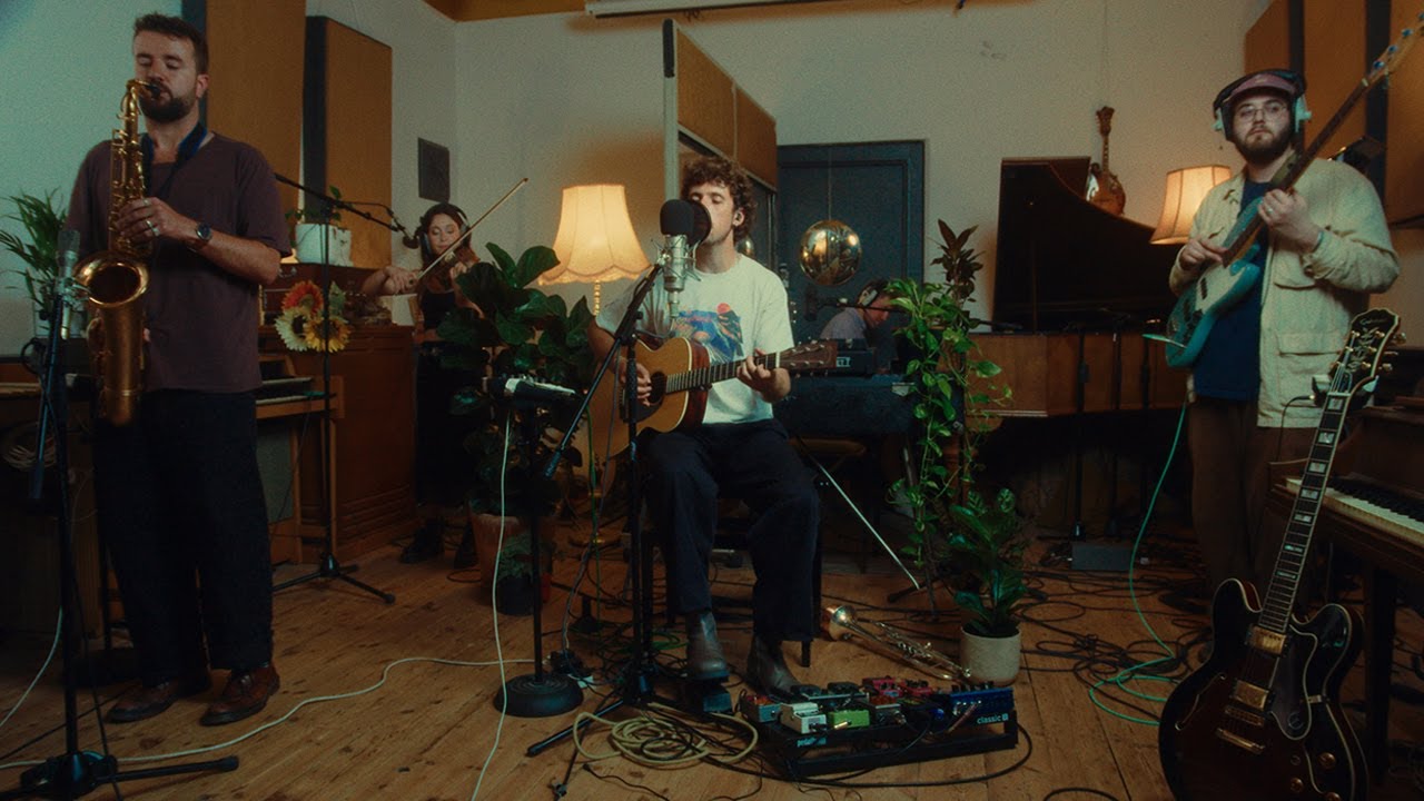 Sol Paradise - Easy Silence (Live at The Crypt)