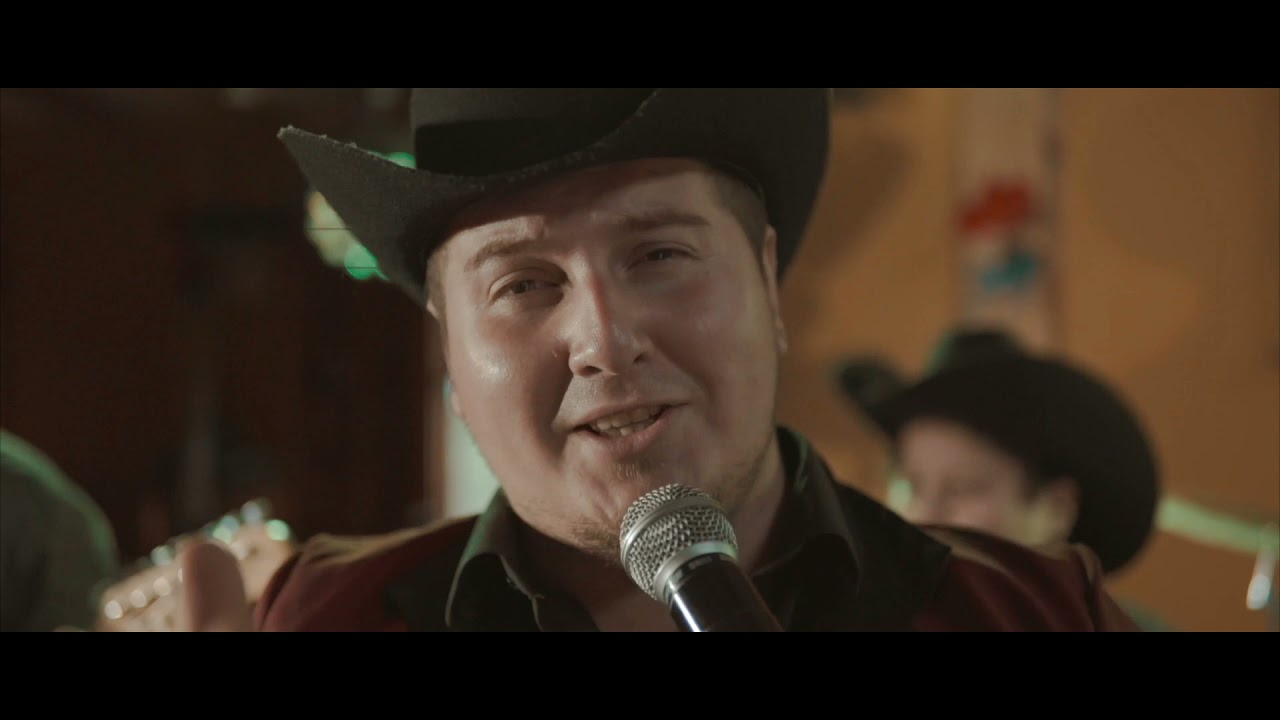 JORGE LUIS EL POTRILLO Y SU BANDA - ESTUVE -  VIDEOCLIP OFICIAL