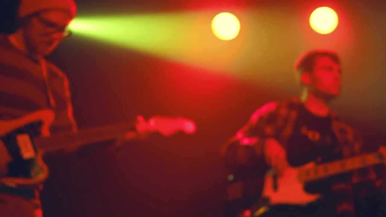 (#43) BIGFOOT WALLACE - devil's trumpet/pale suit (Live @ The Crocodile)