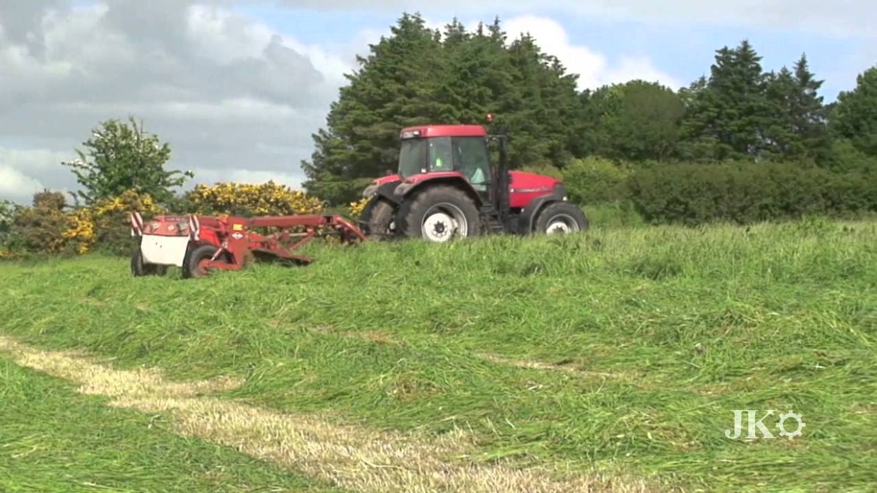 Silage 2010 CASE IH MX 120 & KUHN FC 300 GT