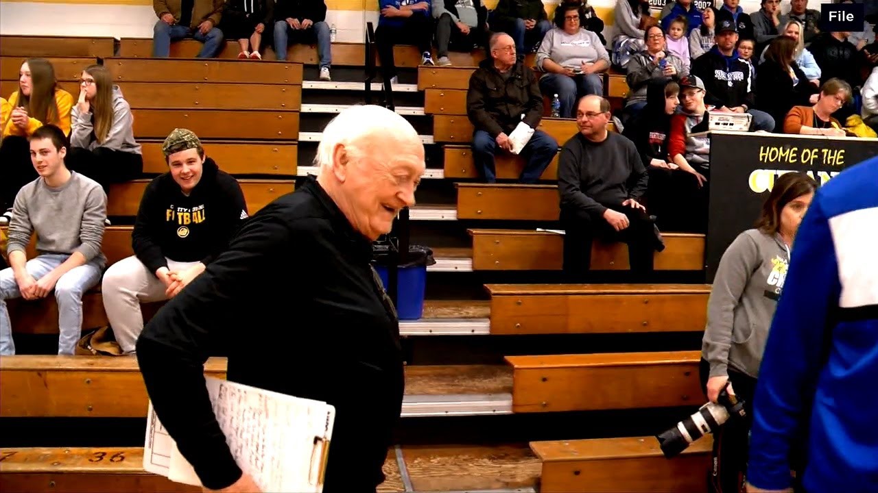 Legendary Cuba City basketball coach Jerry Petitgoue dies at 84