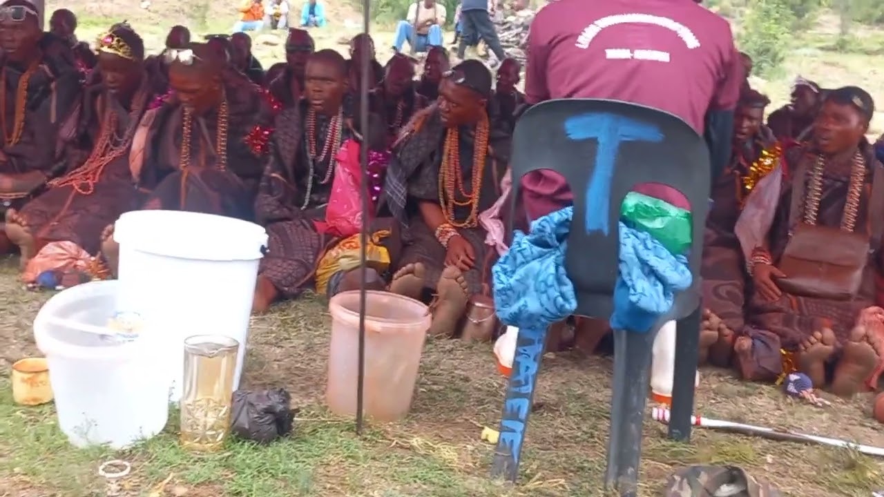 Makoloane a THaba-Sehlepha Quthing 2024. Koloi hali palangoe tsa mahana puso