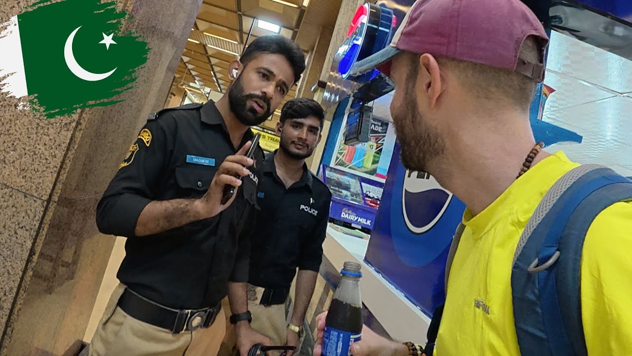 How They Treat Foreigners in Pakistan 🇵🇰