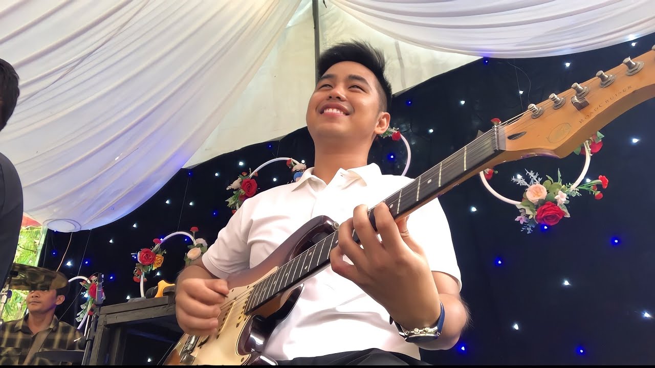 ហេតុតែស្រលាញ់ - Het Te Srolanh - Live Band